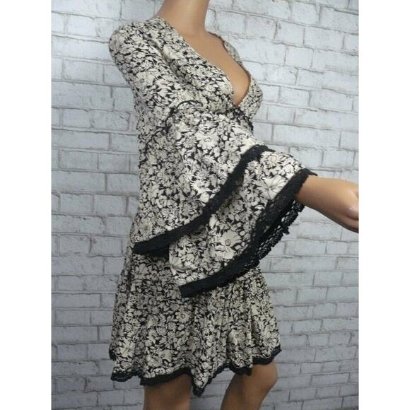 Free People Black Cream Kristall Mini Tiered Backless Dress Large NWT - Picture 4 of 7